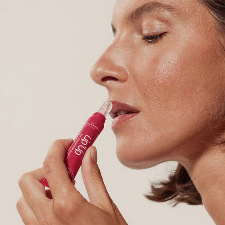 Novexpert Lip UP – balzam za usne za volumen, hidrataciju i zaglađivanje