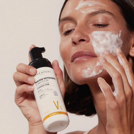 Novexpert Express Radiant Cleansing Foam – pena za čišćenje i blistav ten
